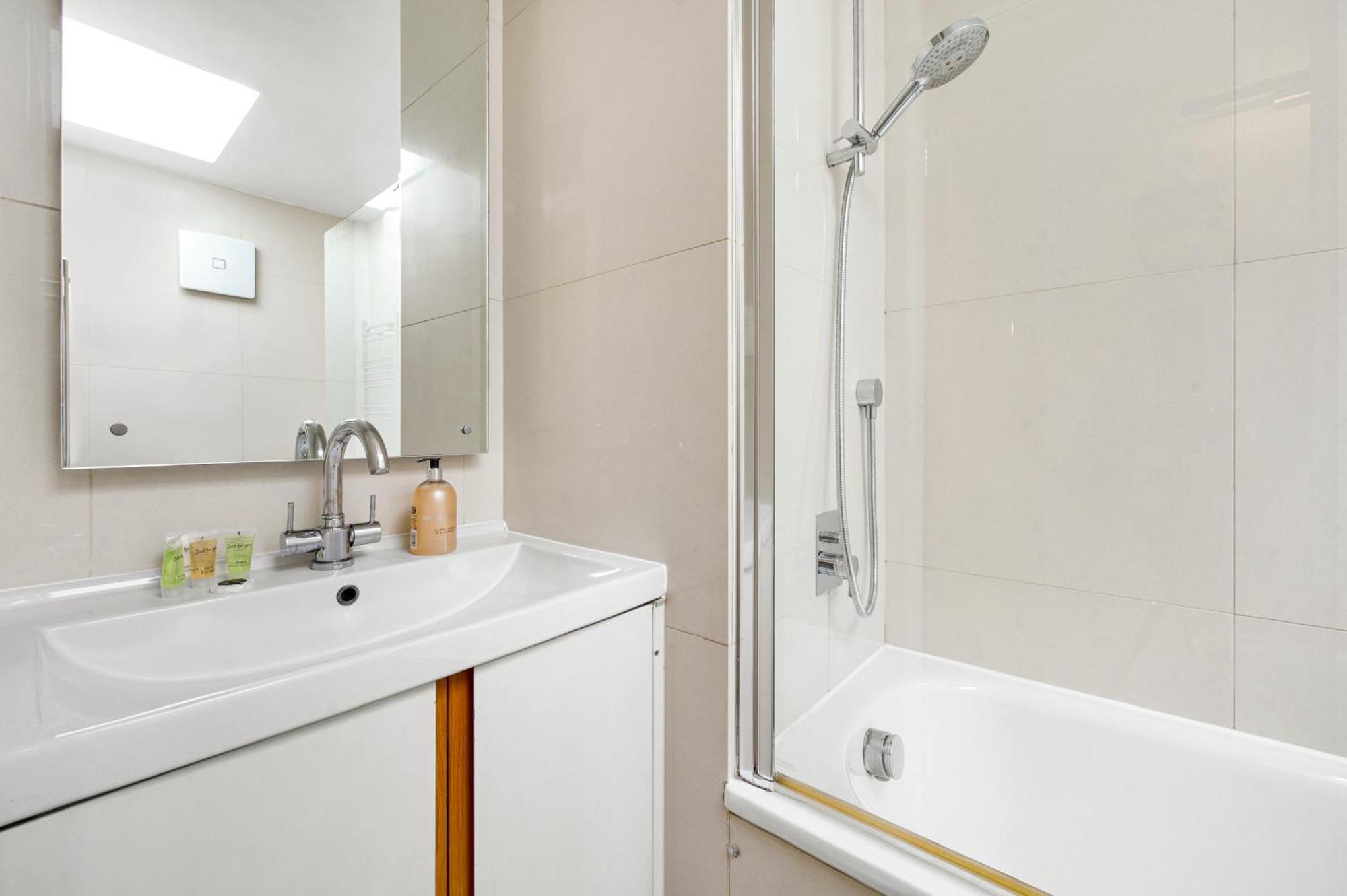 3 Bdrm Notting Hill Mews House - 2 Balconies * Londres